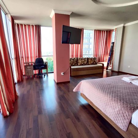 Micromegas Apartments 체르니우치 외부 사진