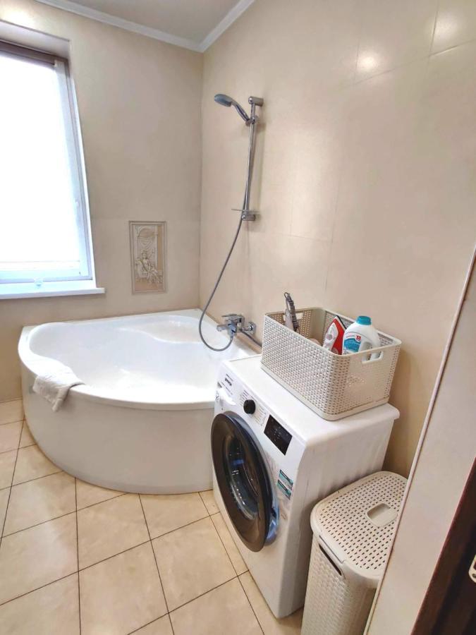 Micromegas Apartments 체르니우치 외부 사진